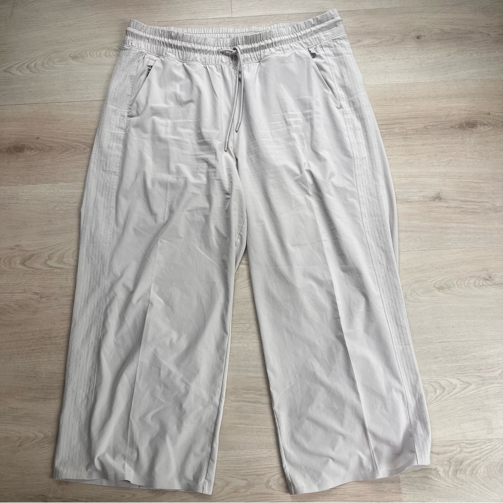 Cream/beige colored Athleta Avenue Wide Leg Pants